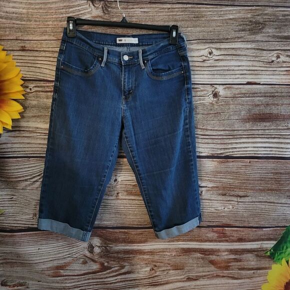 Levi's Pants - Levi's jeans Capris Women's 8 Pre-owned